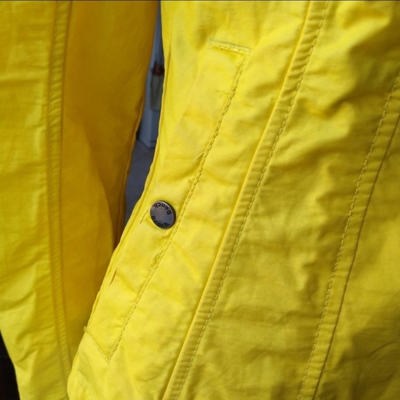 BENCH • Yellow light/shell jacket - Picture 4 of 10